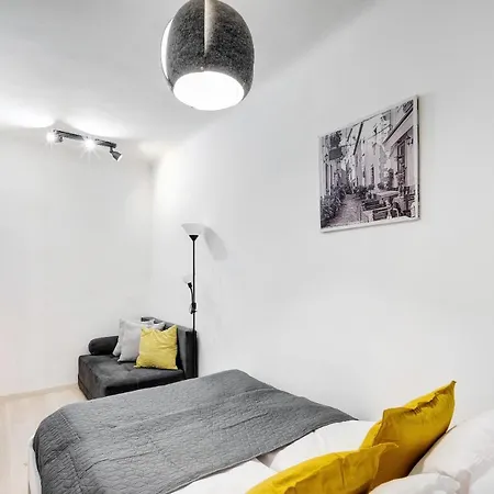 Convenient * Budapest